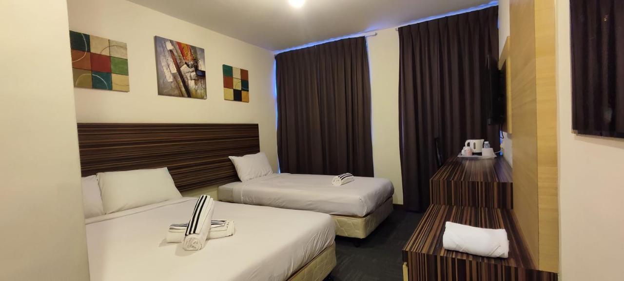 Hotel Sara'S Inn, Shah Alam Buitenkant foto